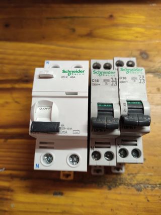 Lote Interruptores Schneider Electric