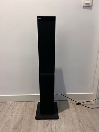 Torre de Sonido LG Negra