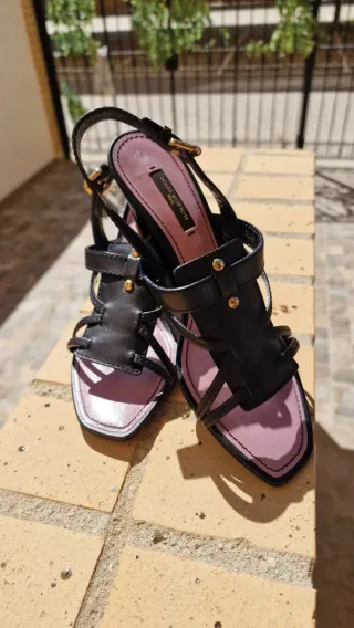 Sandali Louis Vuitton Neri e Rosa