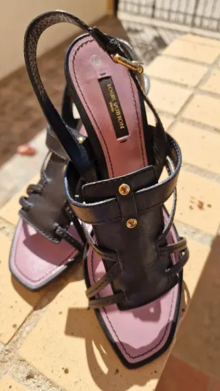Sandali Louis Vuitton Neri e Rosa