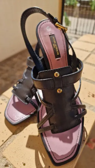 Sandali Louis Vuitton Neri e Rosa