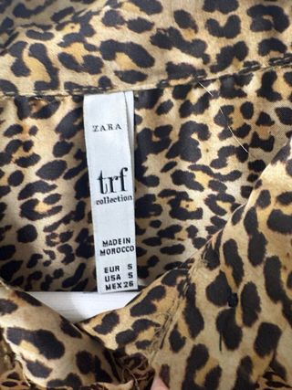 Blusa con estampado de leopardo