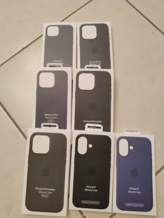 Cover iPhone 17/16/15 Silicone MagSafe