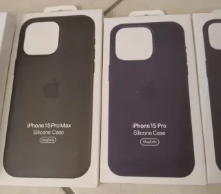 Cover iPhone 17/16/15 Silicone MagSafe