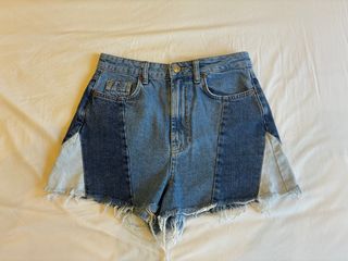 Pantalón corto vaquero patchwork