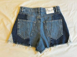 Pantalón corto vaquero patchwork