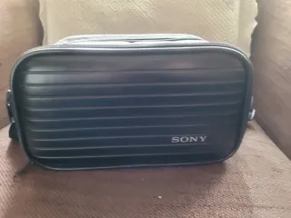 Sony Handycam 8 y reproductor de cintas