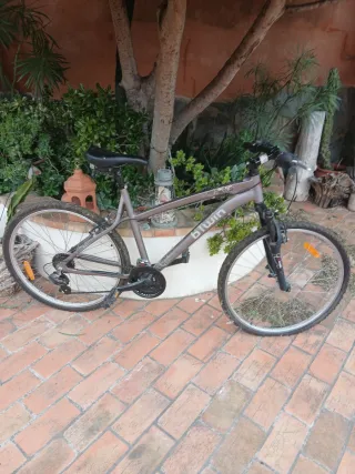 Bicicleta MTB B'Twin Rockrider