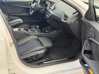 BMW Serie 1 2024 paquete M techo solar