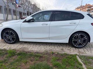 BMW Serie 1 2024 paquete M techo solar