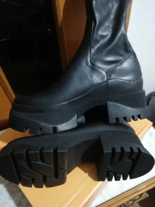 Botines Zara Talla 38 Negros Nuevos
