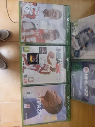 Lote 5 Giochi Xbox One: FIFA, NBA, NHL