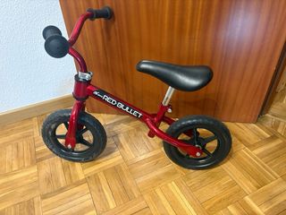 Bicicleta infantil roja