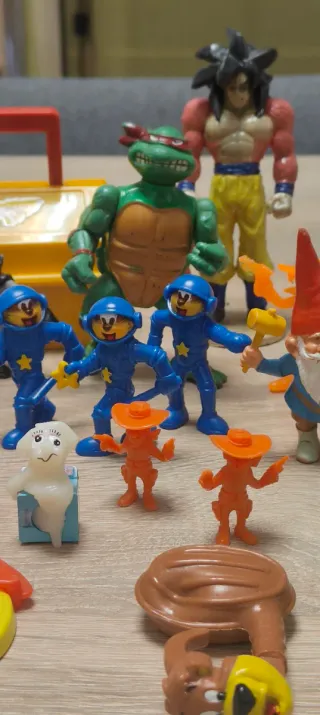 Lote de figuras variadas