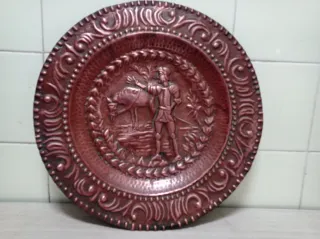 Lote Decoración Antiguo: Platos y Figura