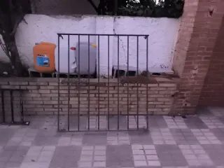 Reja de hierro 121x127 cm