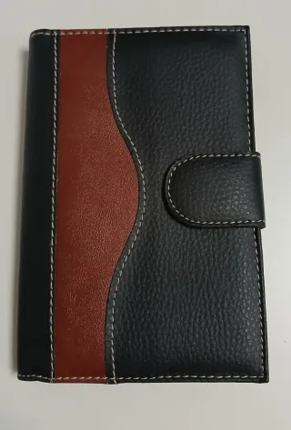 Portadocumentos y agenda piel negro y marrón