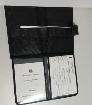 Portadocumentos y agenda piel negro y marrón