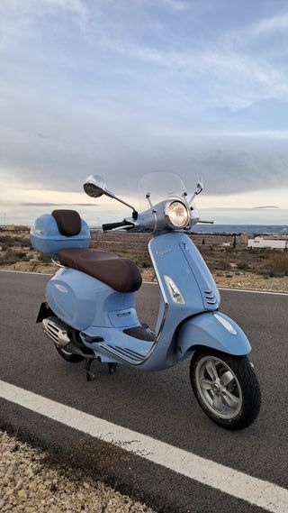 Vespa Primavera 125 ABS Azul