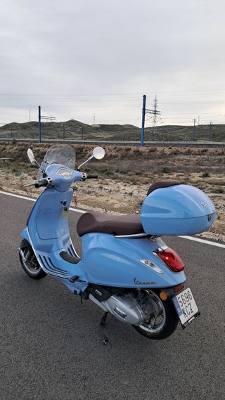 Vespa Primavera 125 ABS Azul