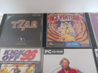 Lote 5 Juegos PC: Tzar, FIFA, PES, Kick Off, Ace V
