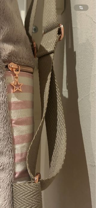 Mochila peluche rosa con estrella