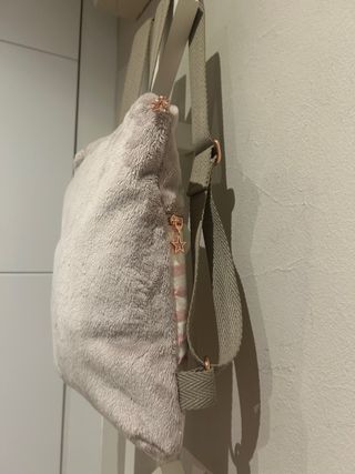 Mochila peluche rosa con estrella