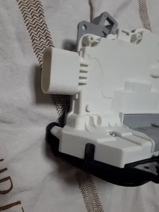Cerradura Puerta Delantero Izquierdo A3 A6 A8 S6 S