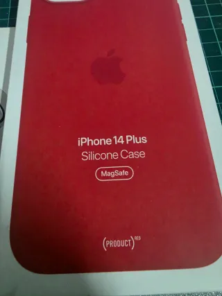 Funda Apple iPhone 14 Plus Roja MagSafe