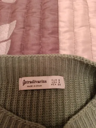Jersey verde manzana.Stradivarius talla S