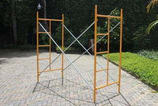 Alquiler Andamios Metálicos Amarillos