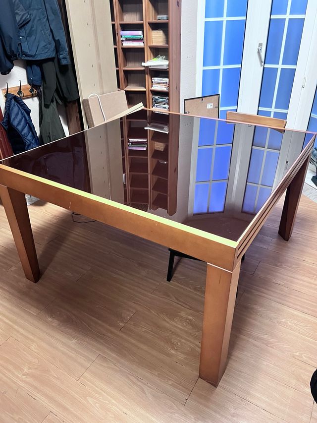 Mesa 130x130 extensible (130x260) x 12 comensales