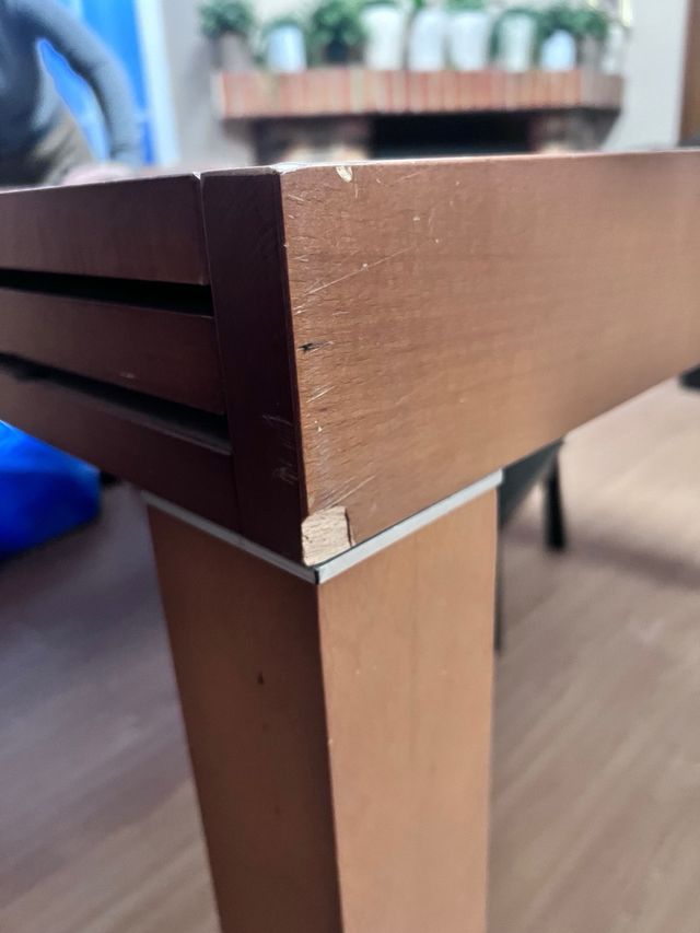 Mesa 130x130 extensible (130x260) x 12 comensales