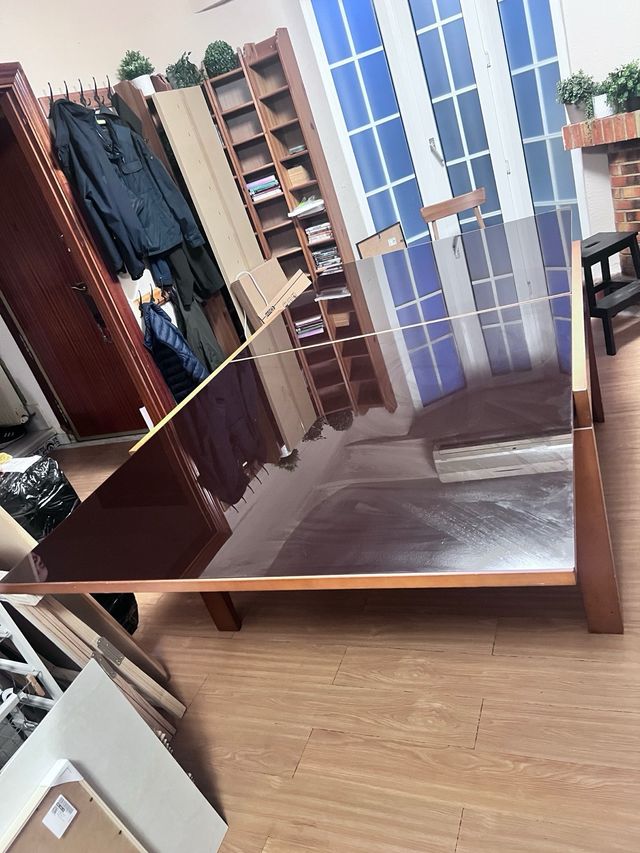 Mesa 130x130 extensible (130x260) x 12 comensales