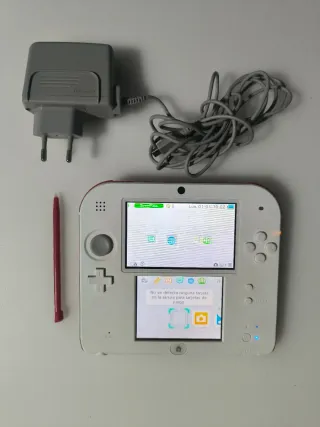 Nintendo 2DS Roja y Blanca