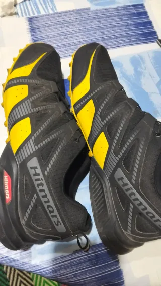 Zapatillas deportivas Hitmars negras y amarillas