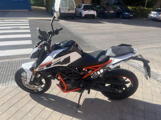 KTM Duke 125 NAKED