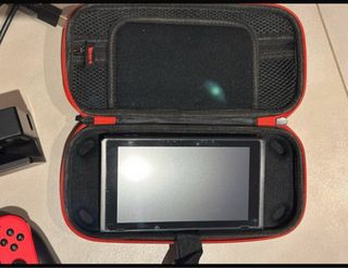 Nintendo Switch Azul y Rojo + accesorios