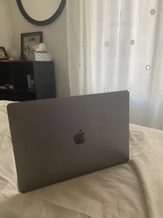 MacBook Pro 16” 2020 Intel Core i7