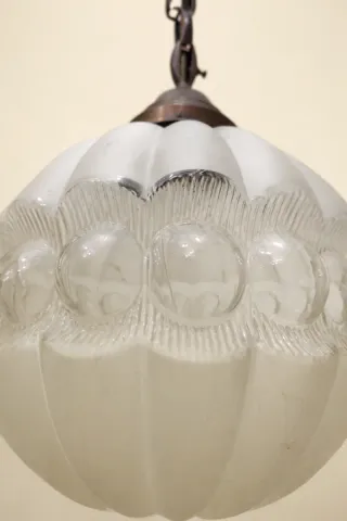 Candeeiro de teto em vidro e metal