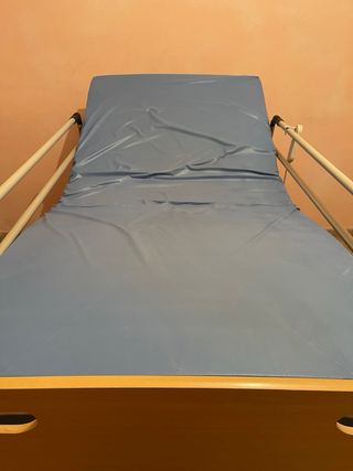 Cama Articulada Eléctrica con Mando
