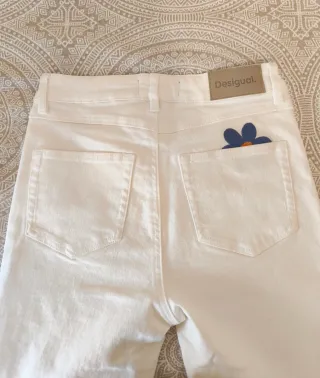 Pantalón campana Desigual