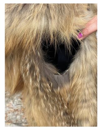 Chaleco de piel de zorro Just Cavalli con capucha