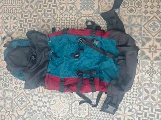 Mochila Inesca 50-60L Vintage + Funda Lluvia