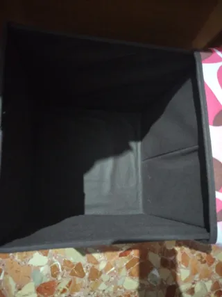 Puf de almacenamiento con estampado floral