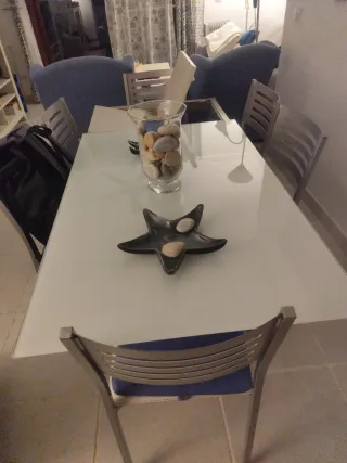 Mesa extensible vidrio y metal