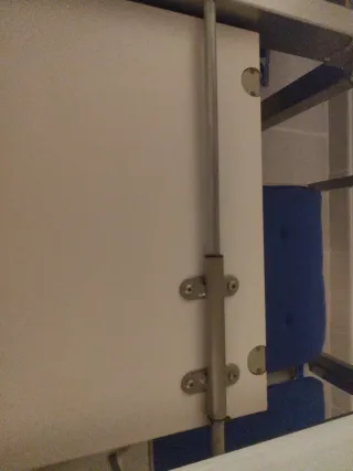 Mesa extensible vidrio y metal