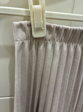 Falda plisada Zara beige talla S
