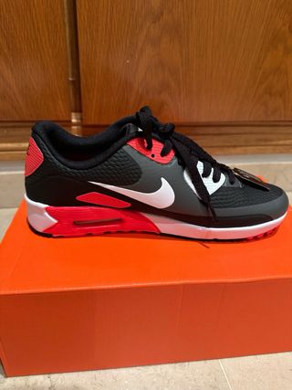 Zapatillas Nike Air Max Negras y Rojas