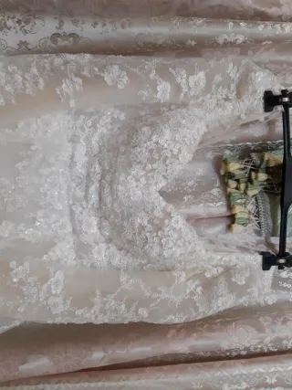 Elegante Vestido Novia Pedrería